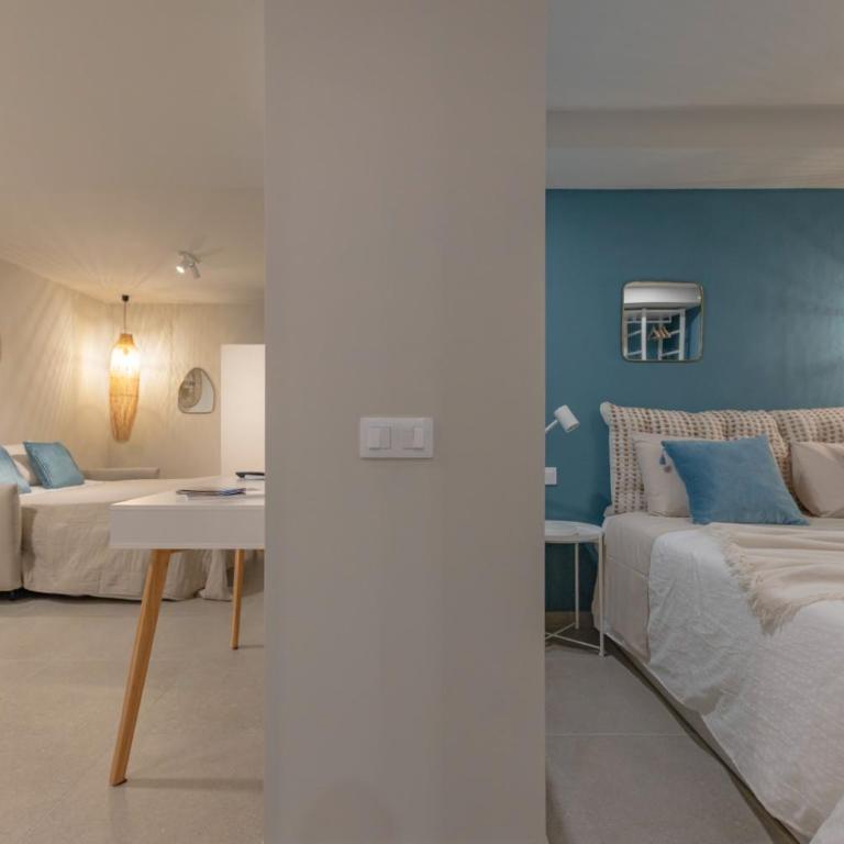 Exclusive Design Loft with air-conditioning 7 minutes from the beach - One-Bedroom Apartment - 12