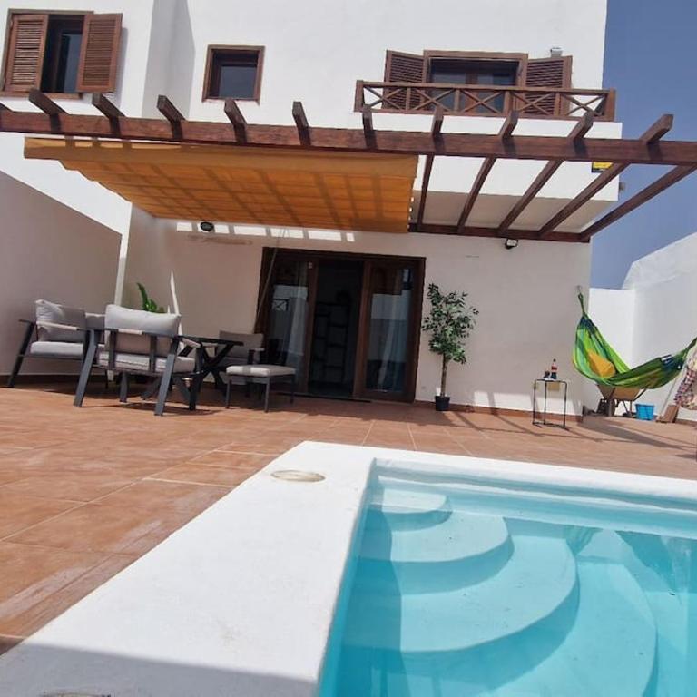 Villa NáaY - Three-Bedroom Villa - 1