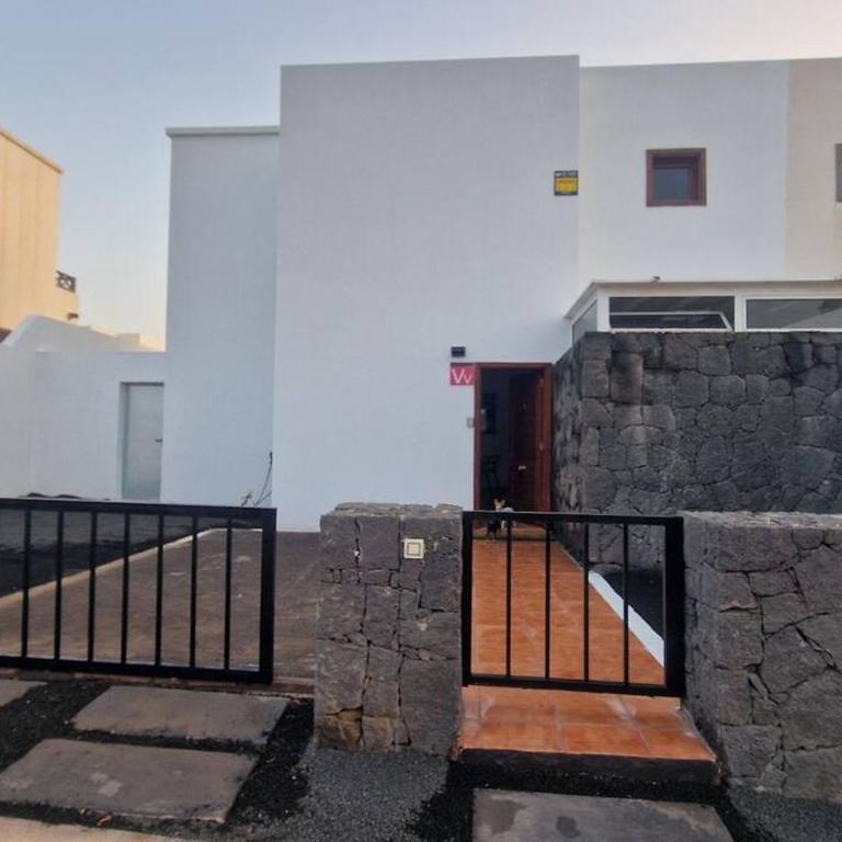 Villa NáaY - Three-Bedroom Villa - 4