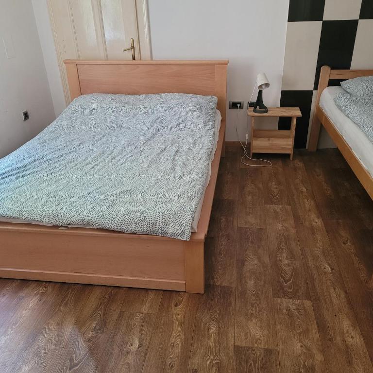 Cozy place 1 - Klasična Trokrevetna Soba - 1