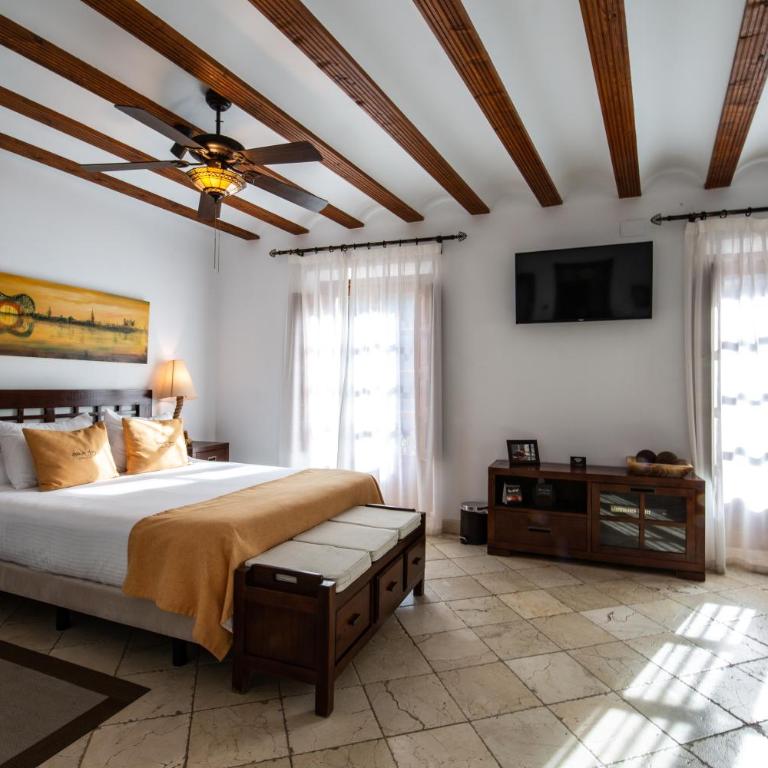 Entre Dos Aguas Hotel Boutique - Suite Junior con balcón - 2