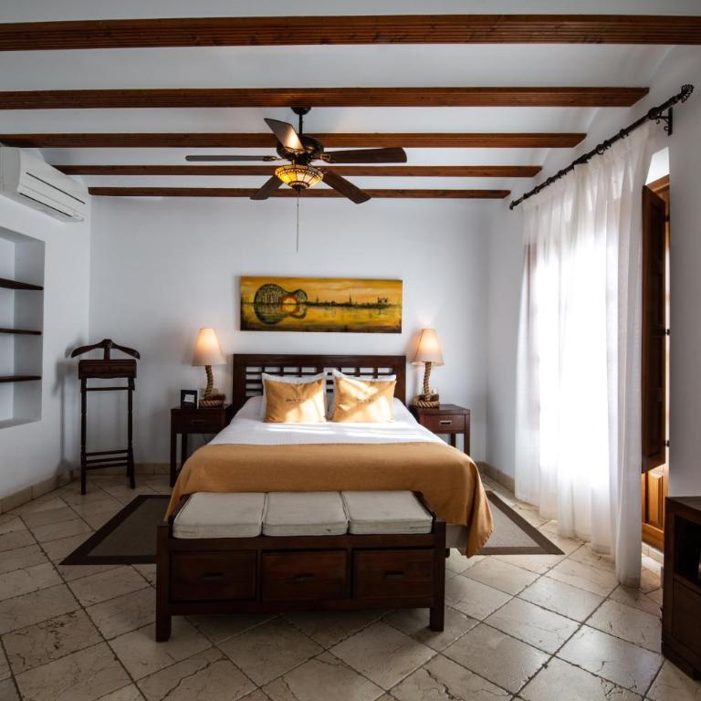 Entre Dos Aguas Hotel Boutique - Suite Junior con balcón - 3