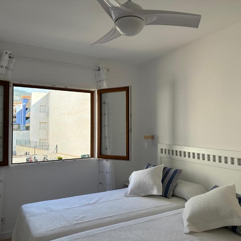 Playa Cargador, vista frontal, céntrico. - Apartamento con vistas al mar - 27