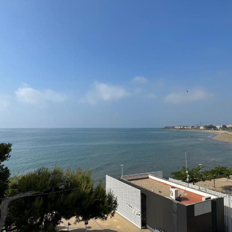 Playa Cargador, vista frontal, céntrico. - Apartamento con vistas al mar - 40