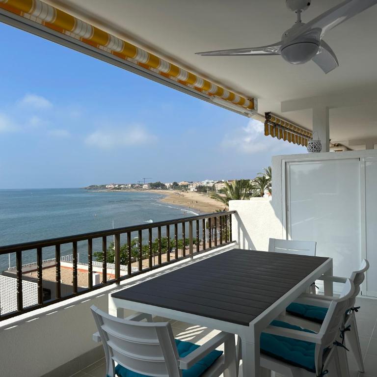 Playa Cargador, vista frontal, céntrico. - Apartamento con vistas al mar - 3