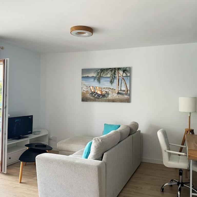 Playa Cargador, vista frontal, céntrico. - Apartamento con vistas al mar - 18