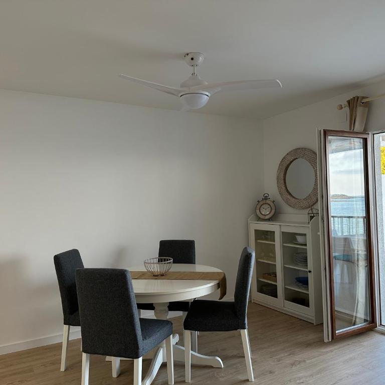 Playa Cargador, vista frontal, céntrico. - Apartamento con vistas al mar - 17