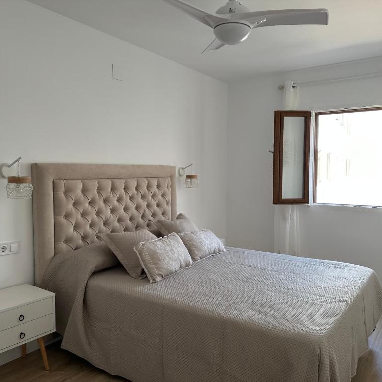 Playa Cargador, vista frontal, céntrico. - Apartamento con vistas al mar - 32