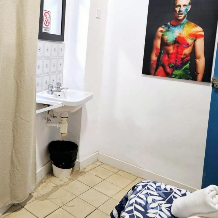 Arc House Mezquita - Only adults - Standard Single Room with Shared Bathroom - 1