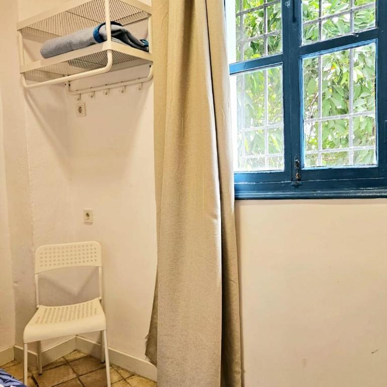 Arc House Mezquita - Only adults - Standard Single Room with Shared Bathroom - 4