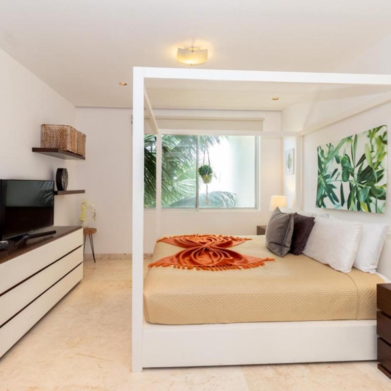 Elements Penthouse 5 condo - Three-Bedroom Apartment - 36