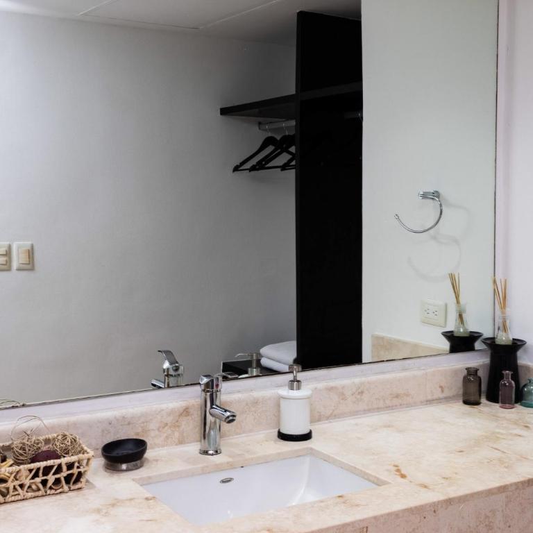 Elements Garden House 5 condo - Two-Bedroom Apartment - 48