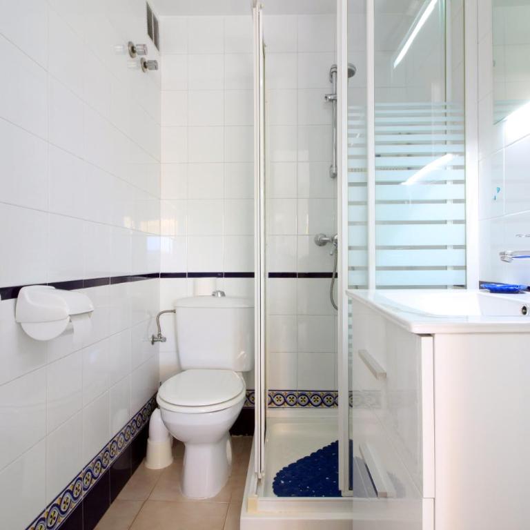 Le Penthouse de Fabienne - Three-Bedroom Apartment - 9