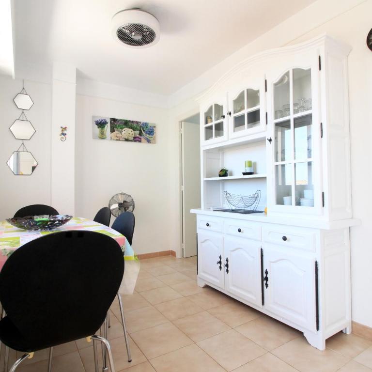 Le Penthouse de Fabienne - Three-Bedroom Apartment - 13