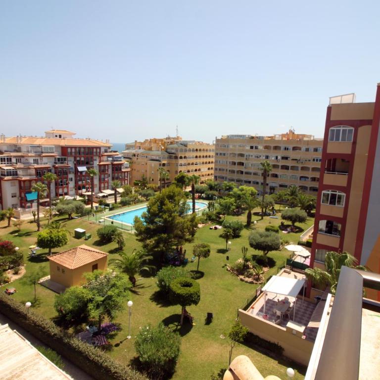 Le Penthouse de Fabienne - Three-Bedroom Apartment - 16