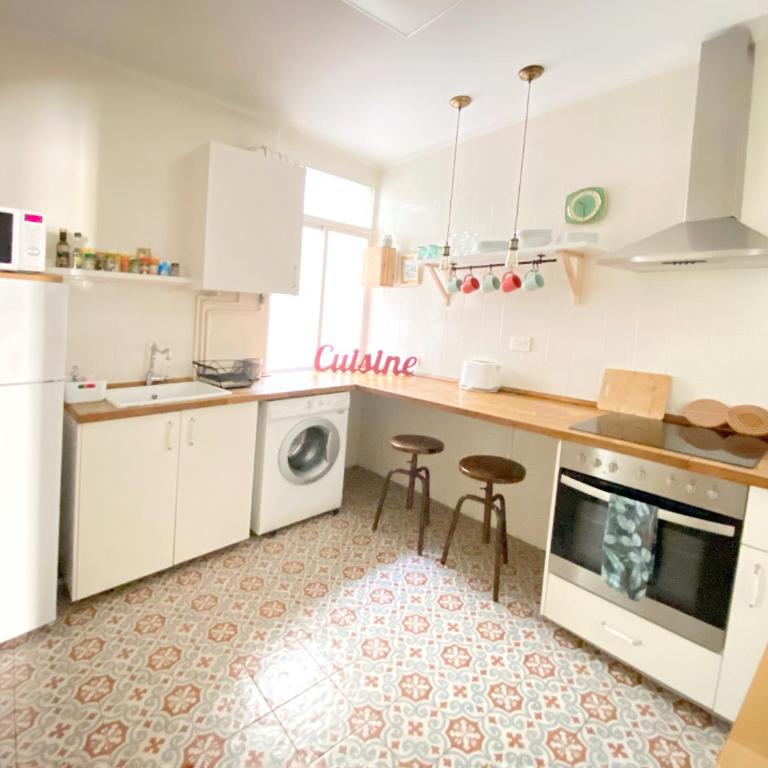 Bilbao Old Town 2 bedrooms 4 guests-Bilbao Casco Viejo 2 dormitorios 4 huéspedes EBI-306 - Two-Bedroom Apartment - 7