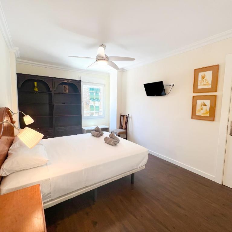 Apartment 150 m from El Palo beach, Malaga - Apartamento de 2 dormitorios - 25