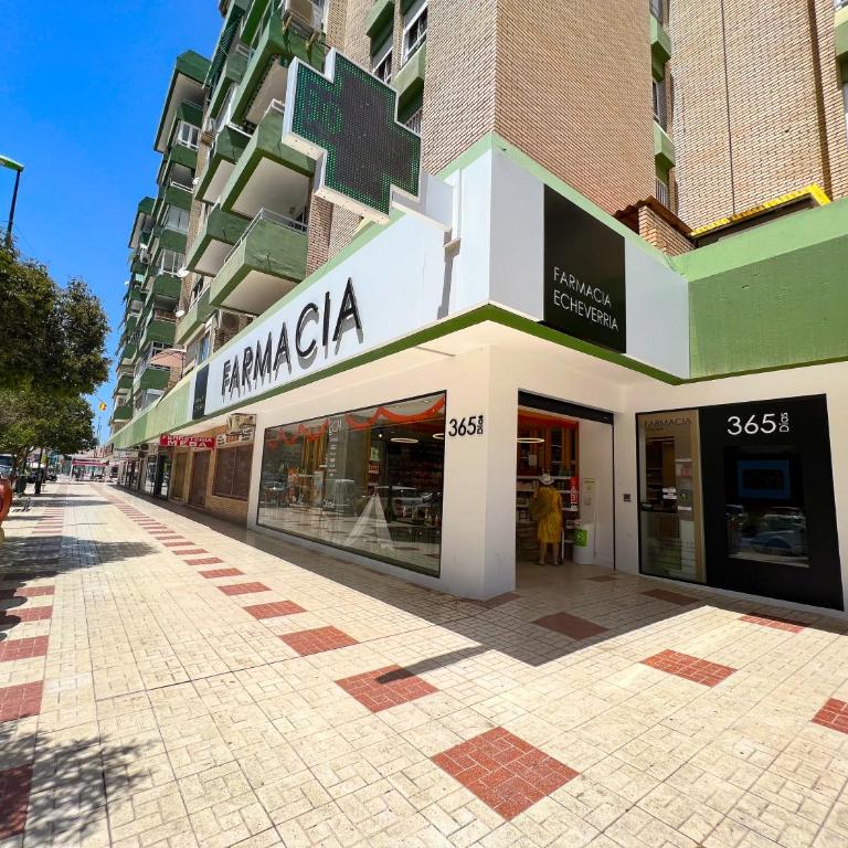 Apartment 150 m from El Palo beach, Malaga - Apartamento de 2 dormitorios - 14
