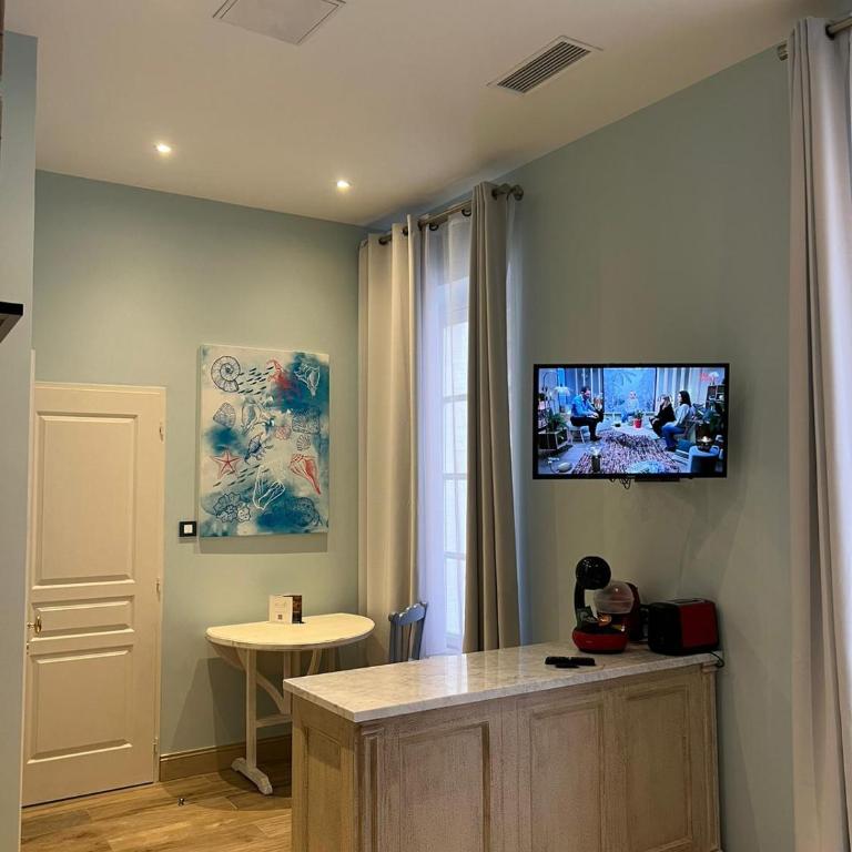 Mes à Moi in Pezenas - Studio Climatisé & Patio Privatif - O Pitchoun - Appartement 1 Chambre - 31