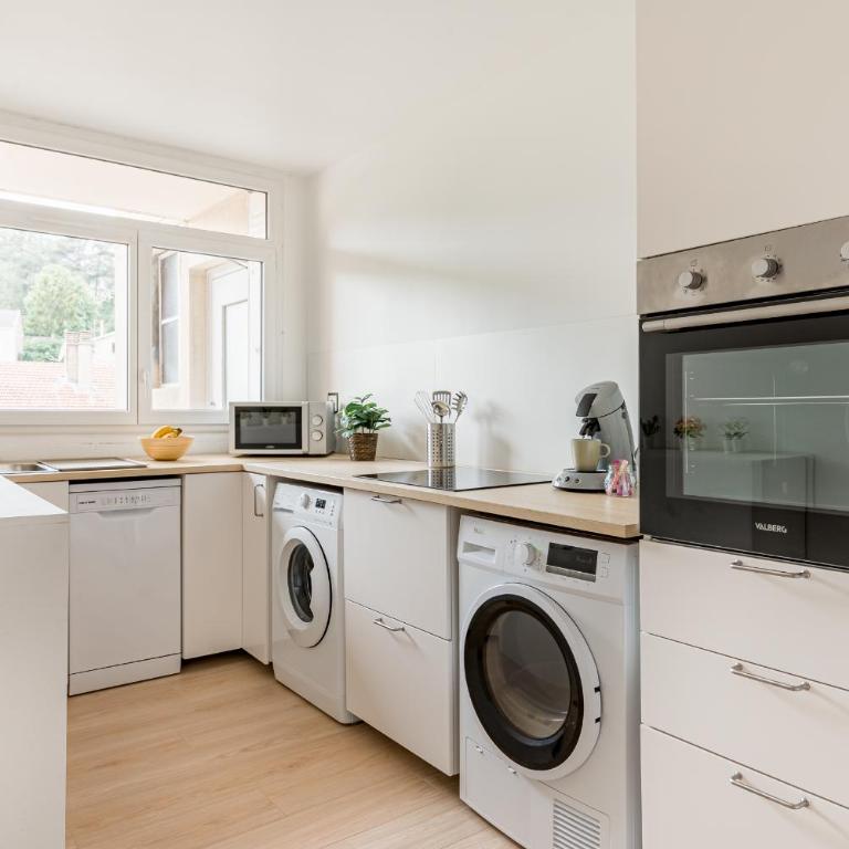 APPART COSY - COMME À LA MAISON - ST ETIENNE - Three-Bedroom Apartment - 4
