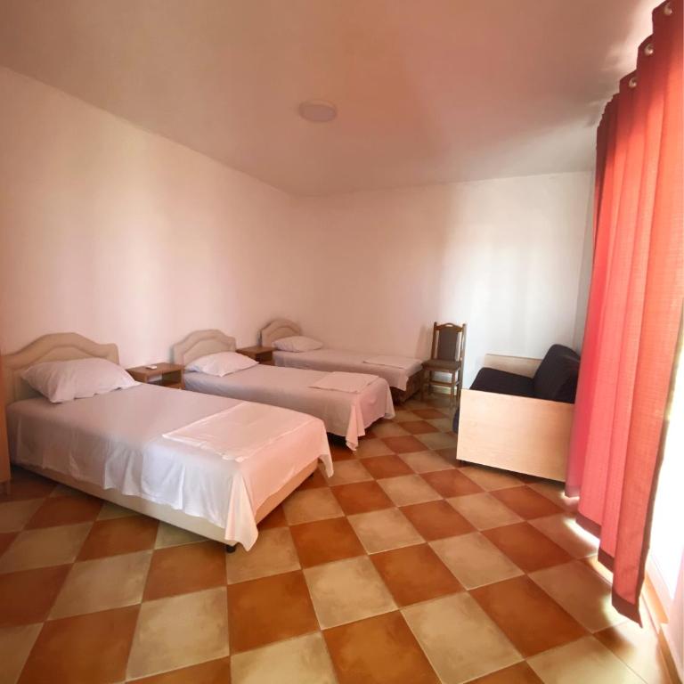 Apartments Ajdin - Family Room with Terrace - 1