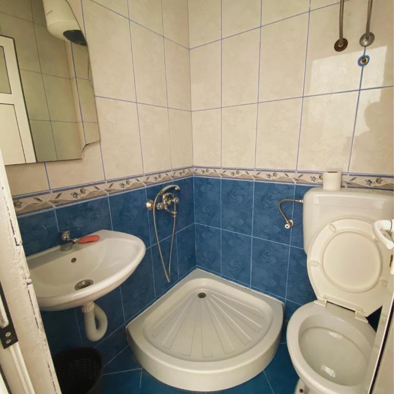 Apartments Ajdin - Double Room with Balcony - 2