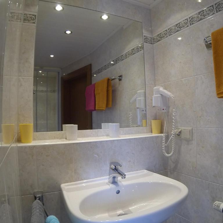 Haus Kartoner - Apartment mit Balkon - 1