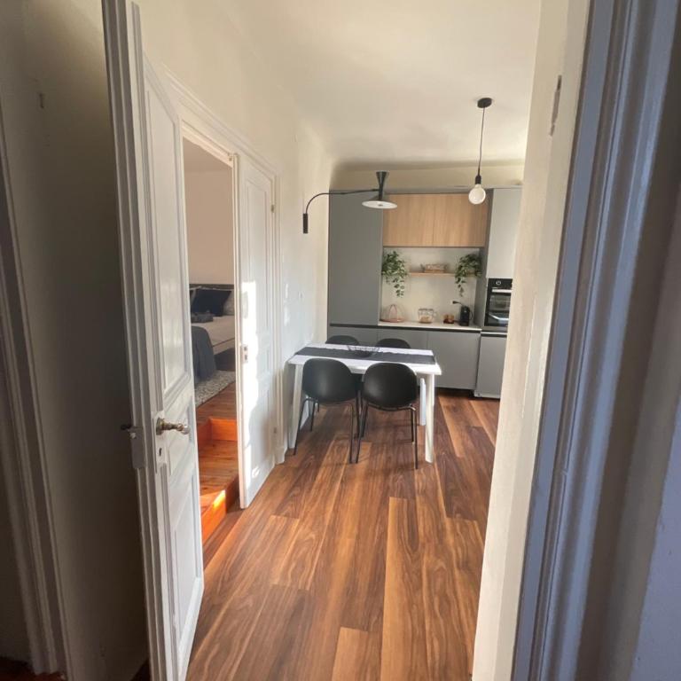 Terrazza Cavour - Appartamento con 2 Camere da Letto - 18