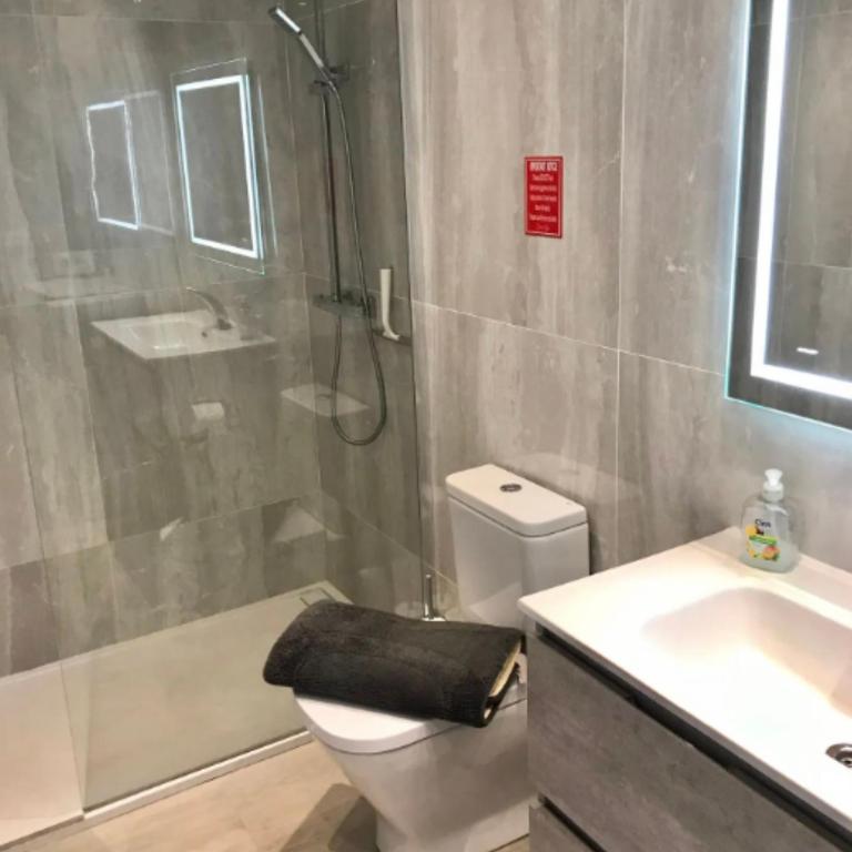 2 Bedroom Apartment - Apartamento de 2 dormitorios - 14
