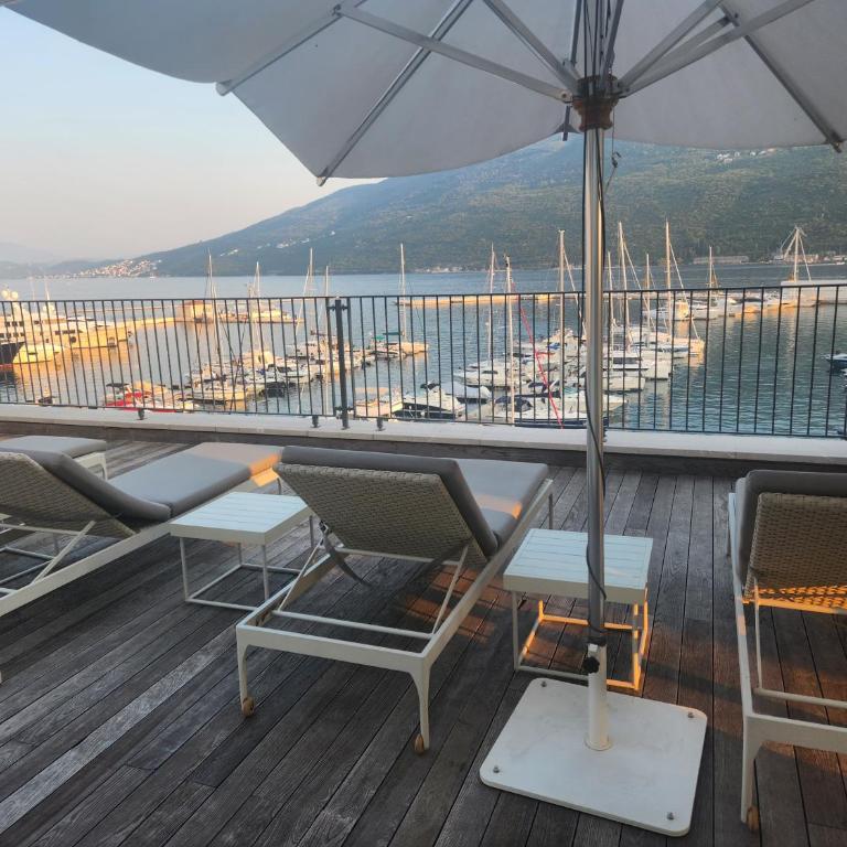 Portonovi - Marina Residences Sea View Apartment - Two-Bedroom Apartment - 24