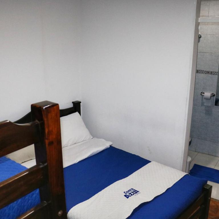 Hotel Costa Azul - Habitación Doble con baño privado - 2 camas - 3