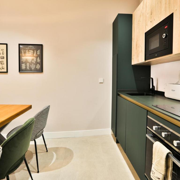 #Madrid Centro. 3D. Gran Via. Callao.Puerta del Sol - Three-Bedroom Apartment - 21
