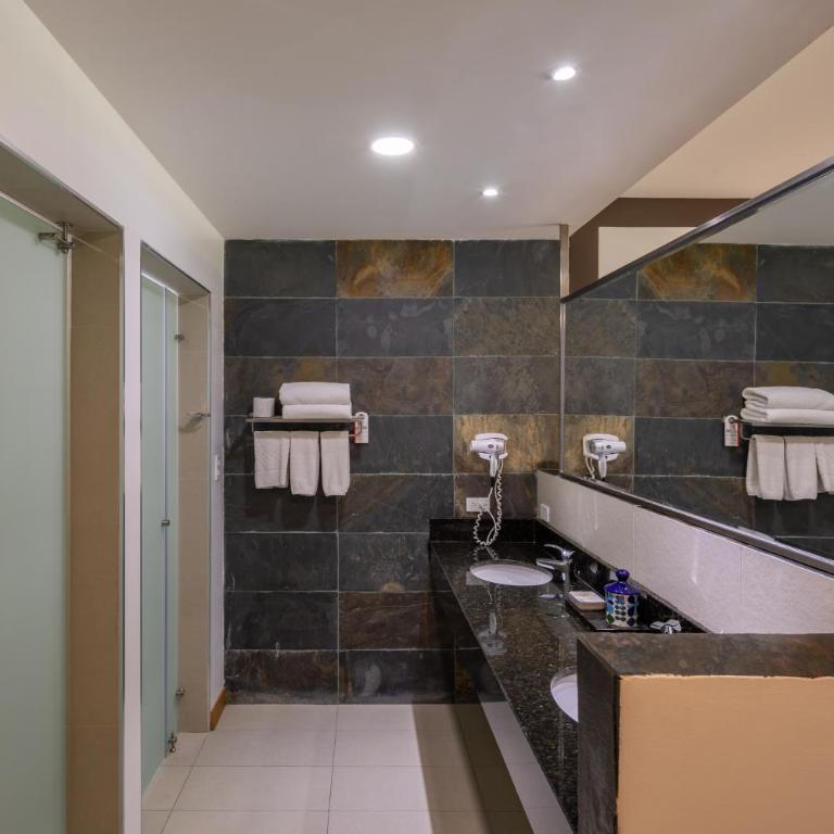 San Jose de Puembo Quito Airport, an Ascend Collection Hotel - Superior Double Room with Two Double Beds - 8