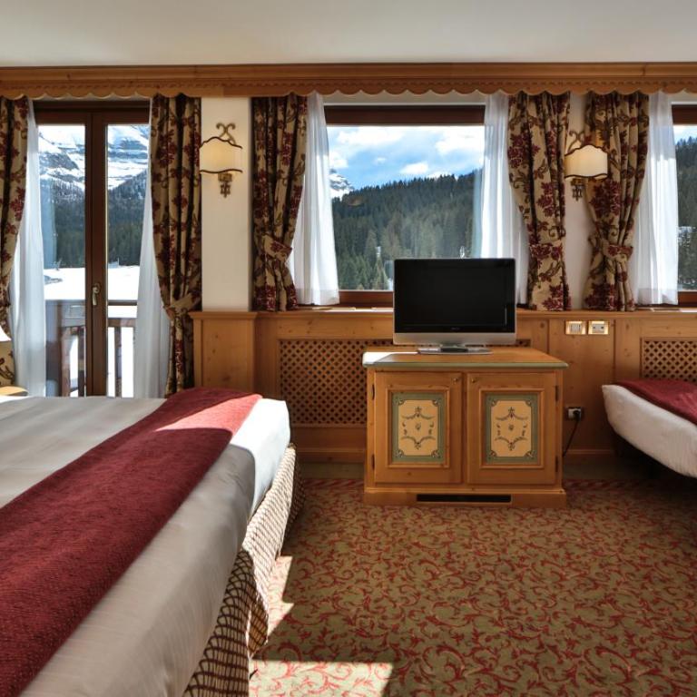 TH Madonna di Campiglio | Golf Hotel - Camera Familiare (2 Adulti + 2 Bambini) - 1