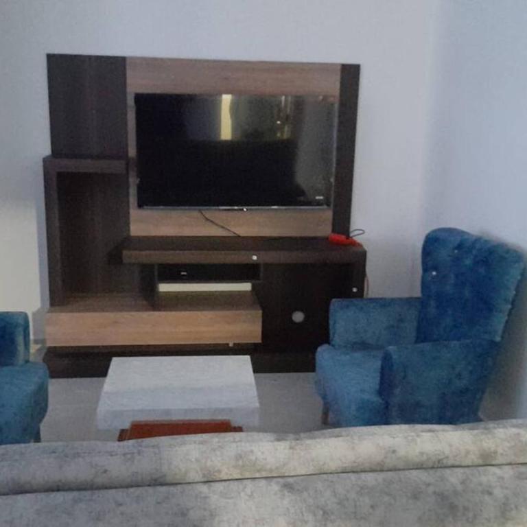Hermoso apartamento con piscina ubicado cerca a los principales centros comerciales - Apartamento de 3 dormitorios - 22