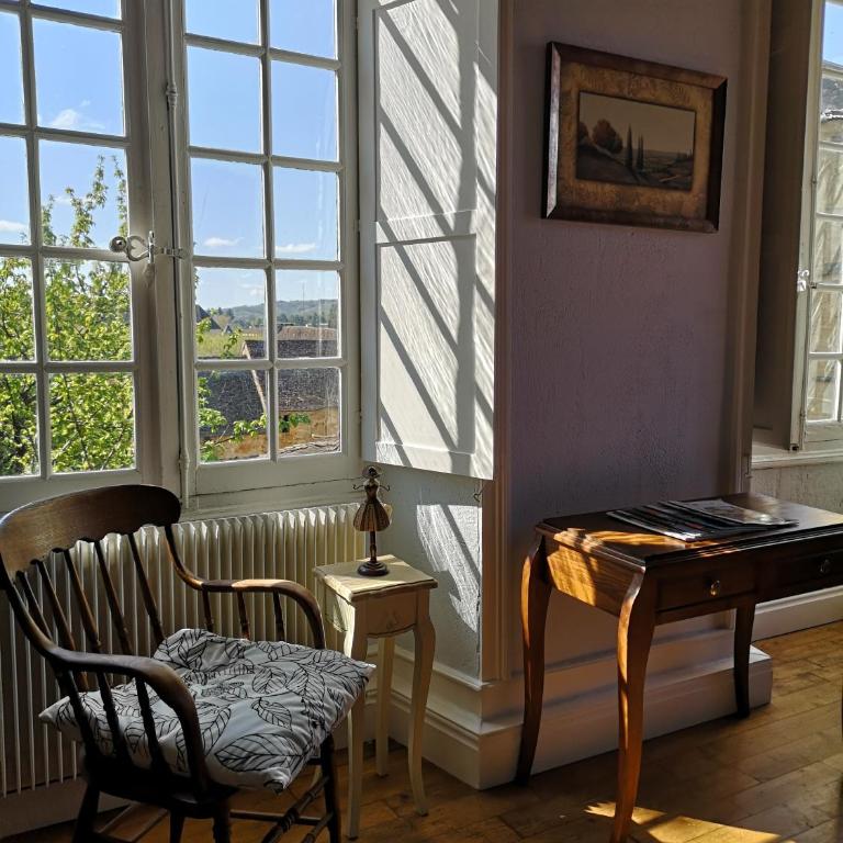 Centrally Located Sarlat Apartment with Medieval Town Views - Appartement - 6
