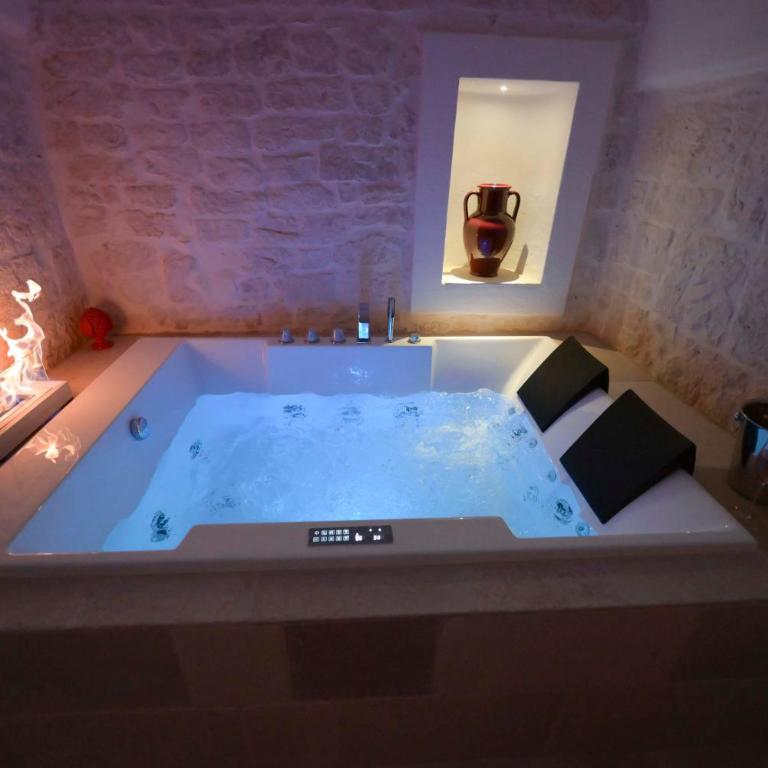Pietra Bianca Luxury Suite Ostuni - One-Bedroom Apartment - 11