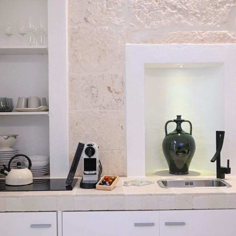 Pietra Bianca Luxury Suite Ostuni - One-Bedroom Apartment - 3