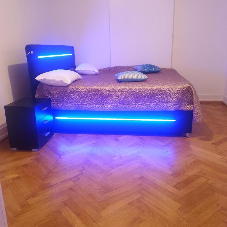 Charming flat center and near the lake - Chambre Familiale avec Salle de Bains - 33