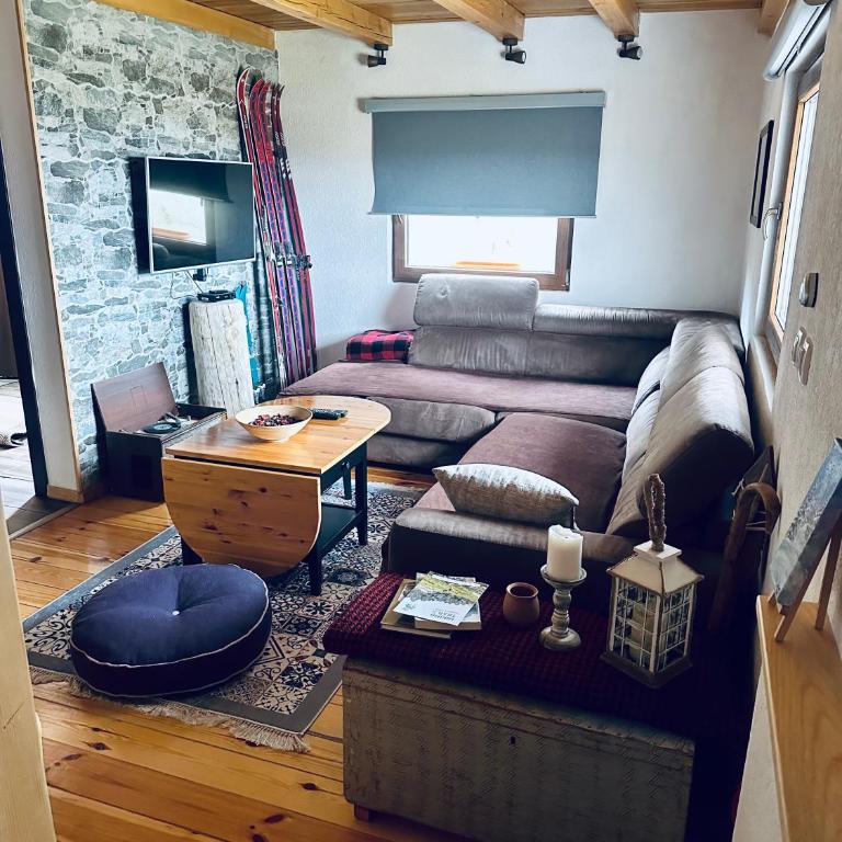 Vila Gorska - Two-Bedroom Apartment - 1