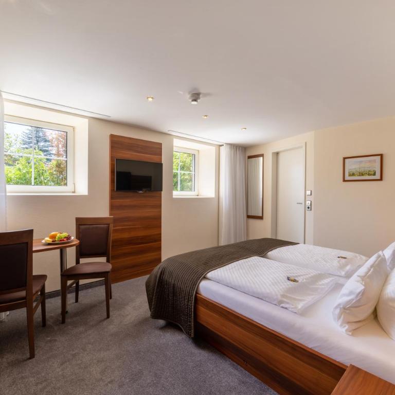 Hotel Schöngarten garni - Comfort Doppelzimmer - 6