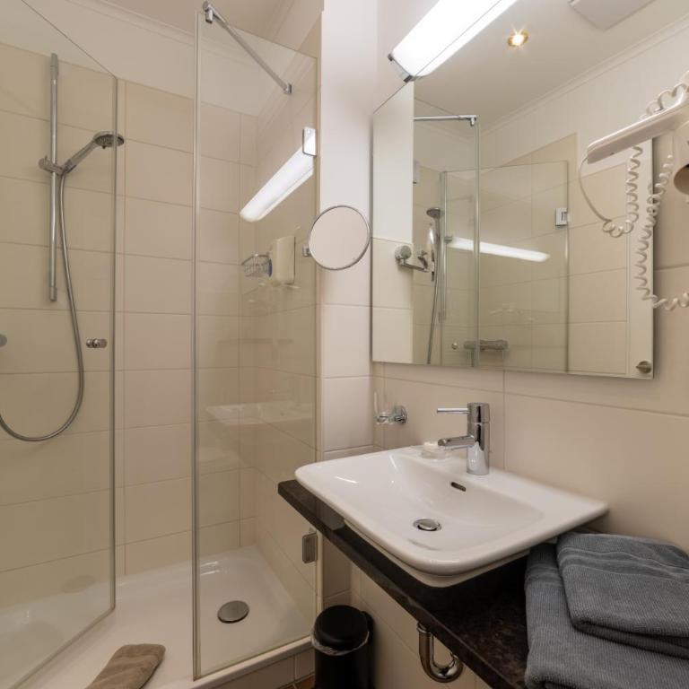 Hotel Schöngarten garni - Comfort Einzelzimmer - 2