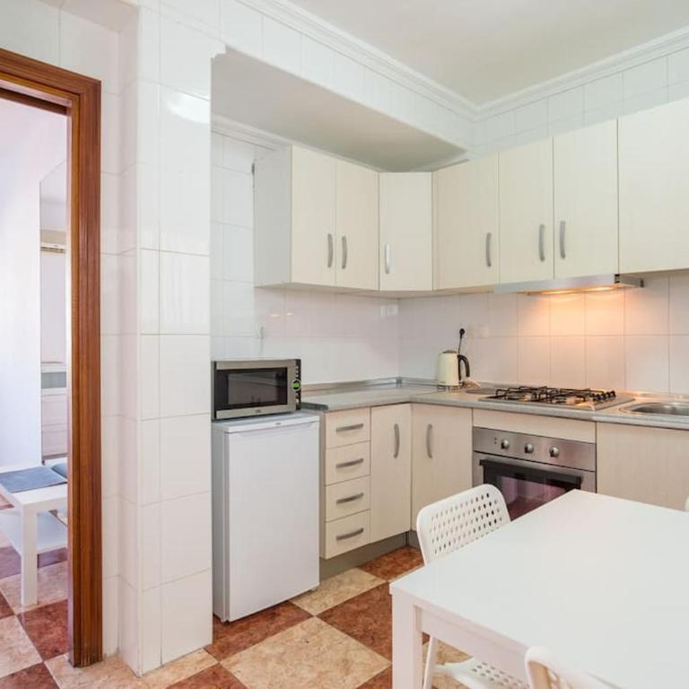 Apartment with Work/Study room close to Old Town - Apartamento de 2 dormitorios - 4
