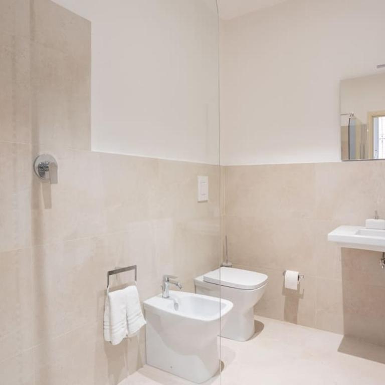 "PALAZZO SABBIONI" Appartamento Lusso Due Camere Soggiorno Cucina - Appartamento con 2 Camere da Letto - 7