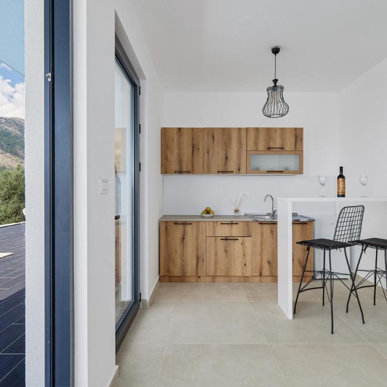 Villa Bojana - Apartment with Terrace - 6