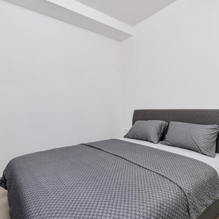 Villa Bojana - Apartment with Terrace - 4
