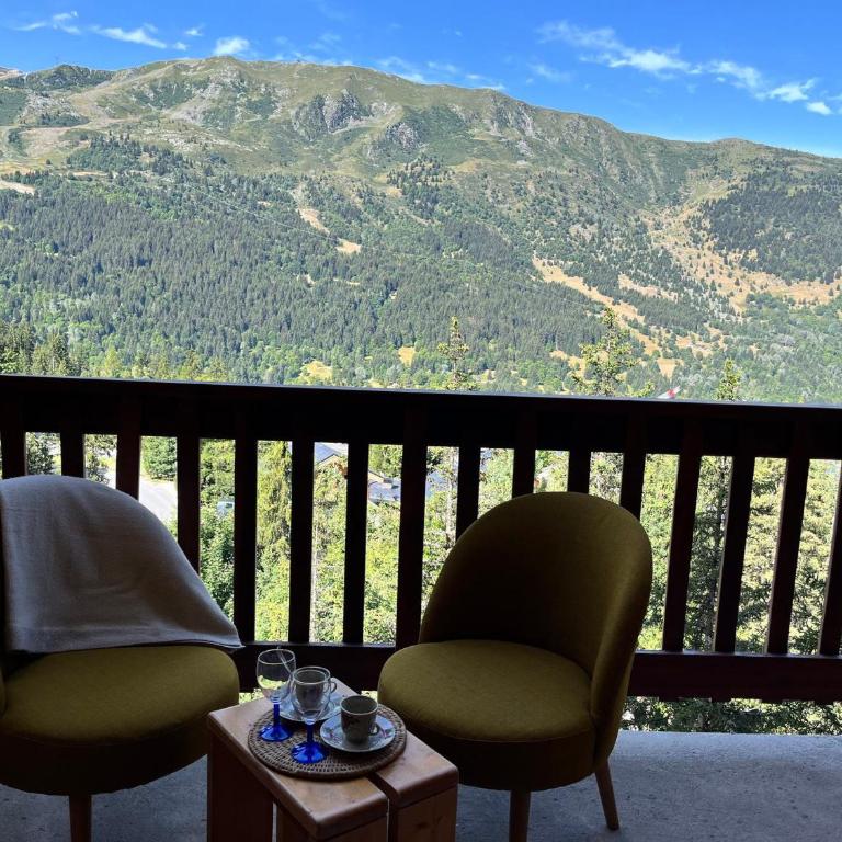 Appartement cosy proche pistes avec balcon - FR-1-688-33 - Apartamento - 4