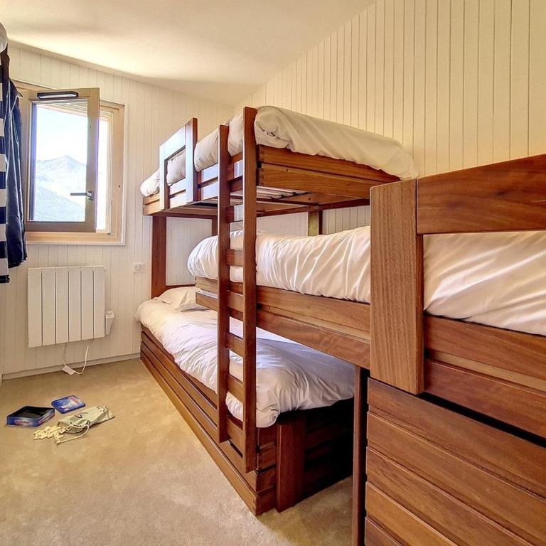 Spacieux apt rénové, ski aux pieds, cœur Mottaret, parking privé - Appartement 3 Chambres - 10