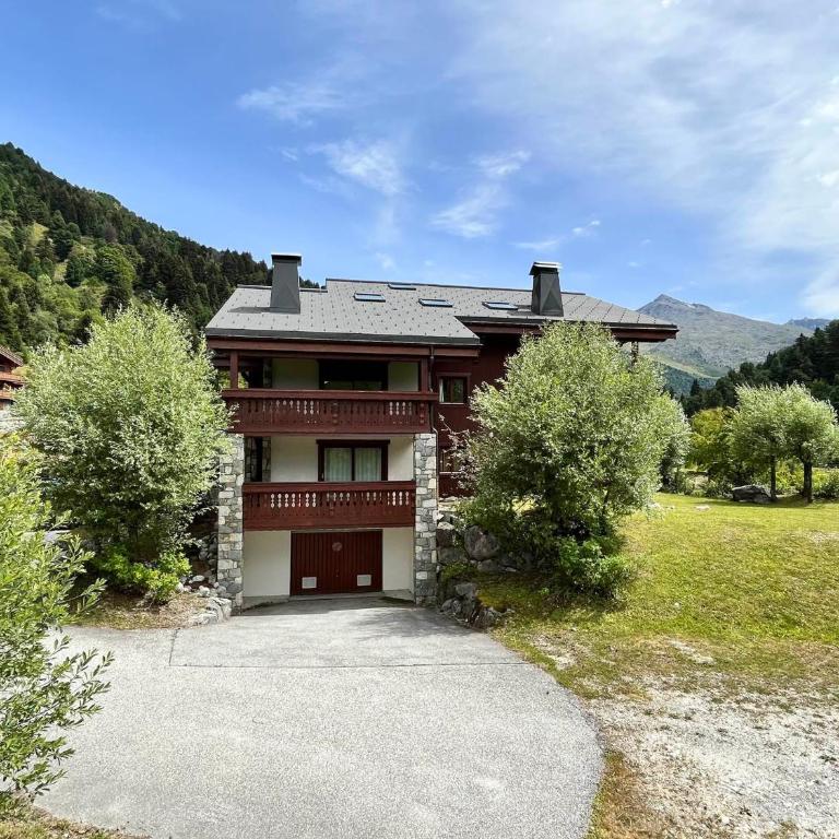 Charmant Duplex Calme Proche Pistes/Commerces avec Terrasse - FR-1-688-49 - Appartement - 17