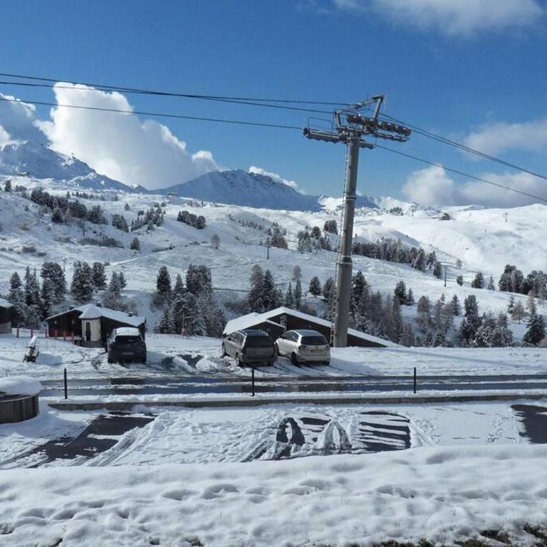 Studio 28m2 vue pistes plein sud du dimanche au dimanche - Apartment mit 1 Schlafzimmer - 9